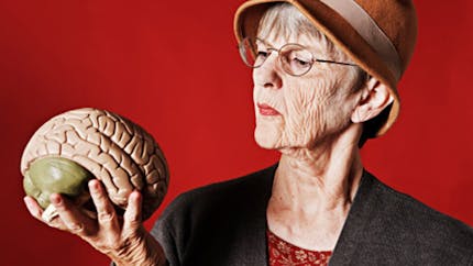 Maladie d’Alzheimer : la baisse de l’audition en cause