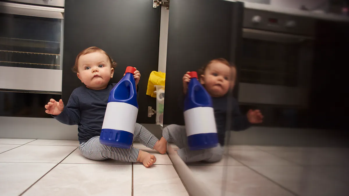 Intoxication Par Un Produit Toxique Comment Reagir Sante Magazine Intoxication Par Un Produit Toxique Comment Reagir Sante Magazine