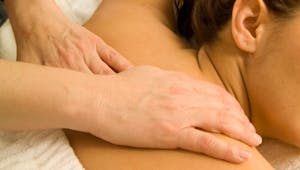 Dénouer les muscles avec le massage suédois