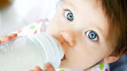 Pourquoi les "laits" végétaux de soja, d'amandes, ne sont pas indiqués chez un bébé