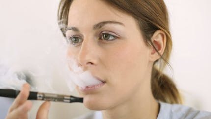 E-cigarette : parents, ne fumez pas en présence de vos enfants