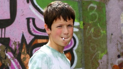 Cigarette mentholée : les jeunes en fument deux fois plus