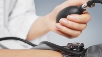Hypertension artérielle : l’olmésartan reste sur la sellette
