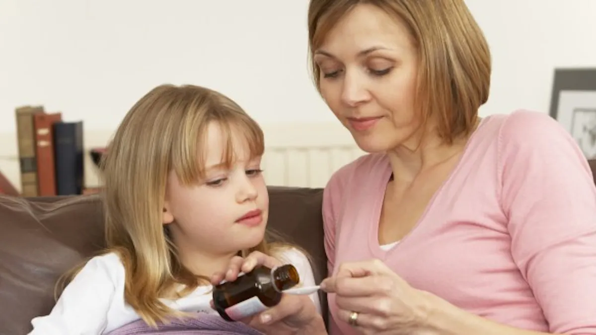 Medicament Pour Bebe Attention Au Surdosage Sante Magazine Medicament Pour Bebe Attention Au Surdosage Sante Magazine