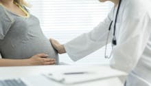 Début de grossesse : à quoi sert l’entretien prénatal précoce ?