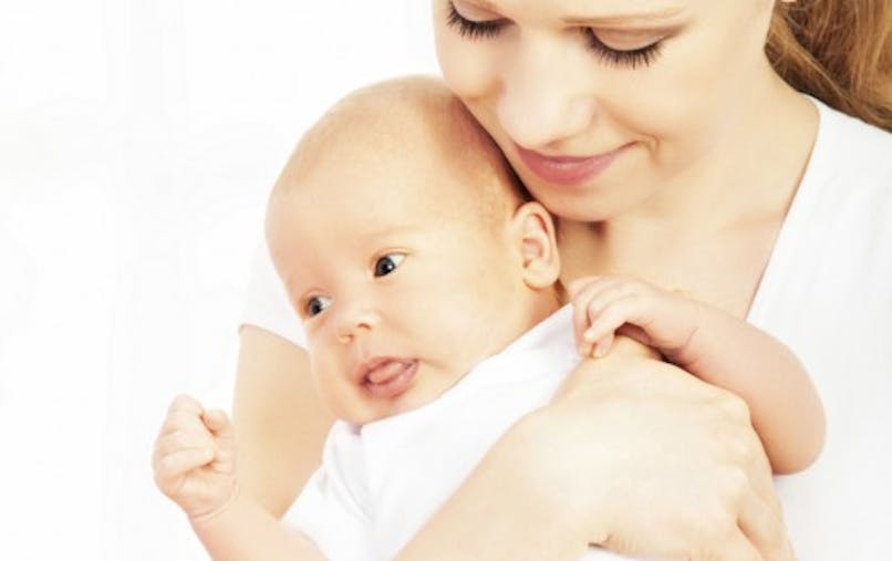 Comment Porter Bebe Mois Apres Mois Sante Magazine Comment Porter Bebe Mois Apres Mois Sante Magazine