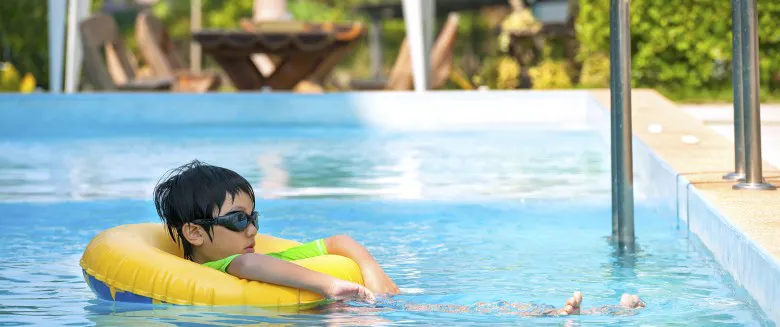 Piscine Quelles Precautions Prendre Pour Votre Enfant Sante Magazine