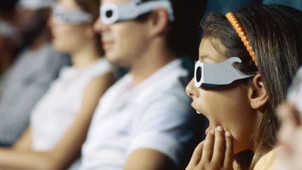 Films et jeux en 3D : attention aux yeux des enfants jusqu'à 13 ans
