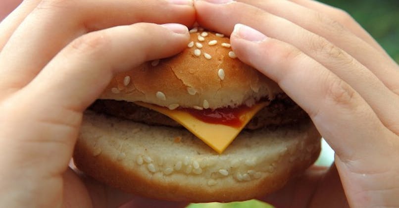 Etats-Unis : McDonald’s arrête de vendre du poulet aux antibiotiques