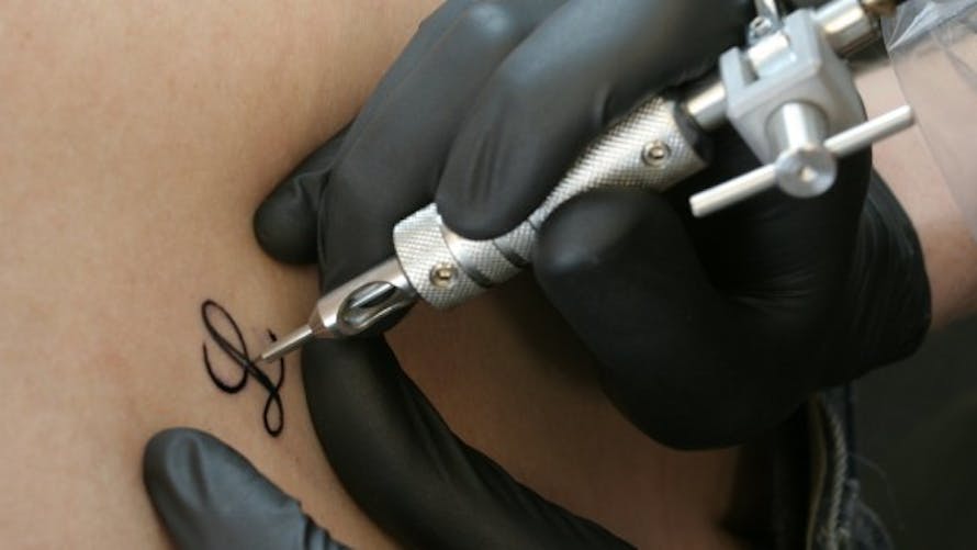 5 choses à savoir pour un tatouage en toute sécurité
