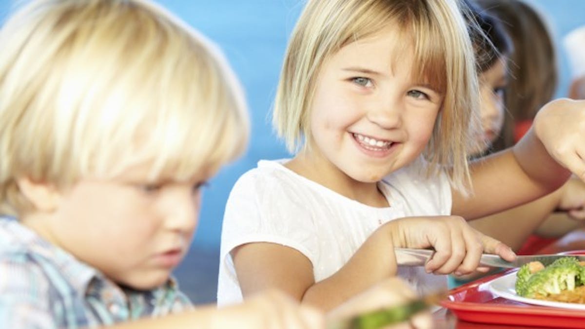 Améliorer l’alimentation des enfants avec des sourires