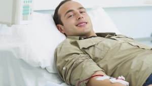 Les homosexuels peuvent donner leur sang à partir de ce lundi 11 juillet 2016