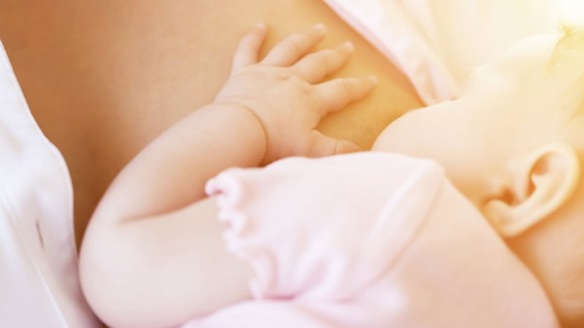 L'allaitement, un atout pour prévenir la leucémie chez l'enfant