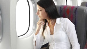 Voyage : que faire si vos oreilles se bouchent dans l’avion