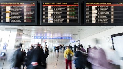 Ebola : fin des mesures de contrôle à l'aéroport de Roissy