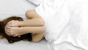 Émotions : le manque de sommeil nous fait penser que tout est grave