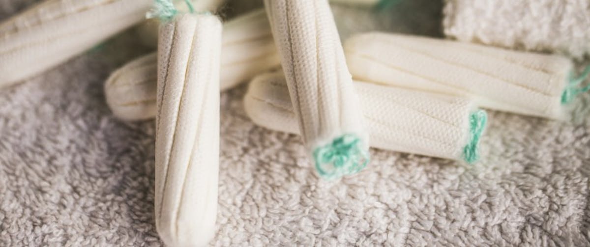 Des pesticides dans les tampons quels risques ? Santé Magazine