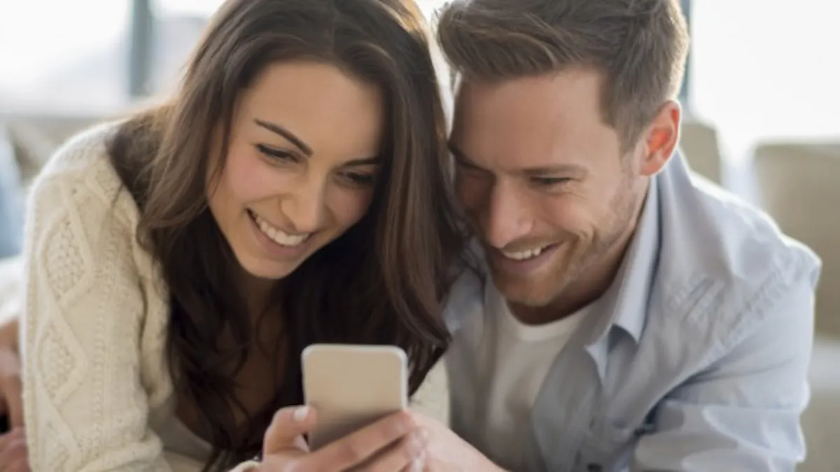 Peut On Tomber Amoureux Via Une Conversation Ecrite Sante Magazine Peut On Tomber Amoureux Via Une Conversation Ecrite Sante Magazine