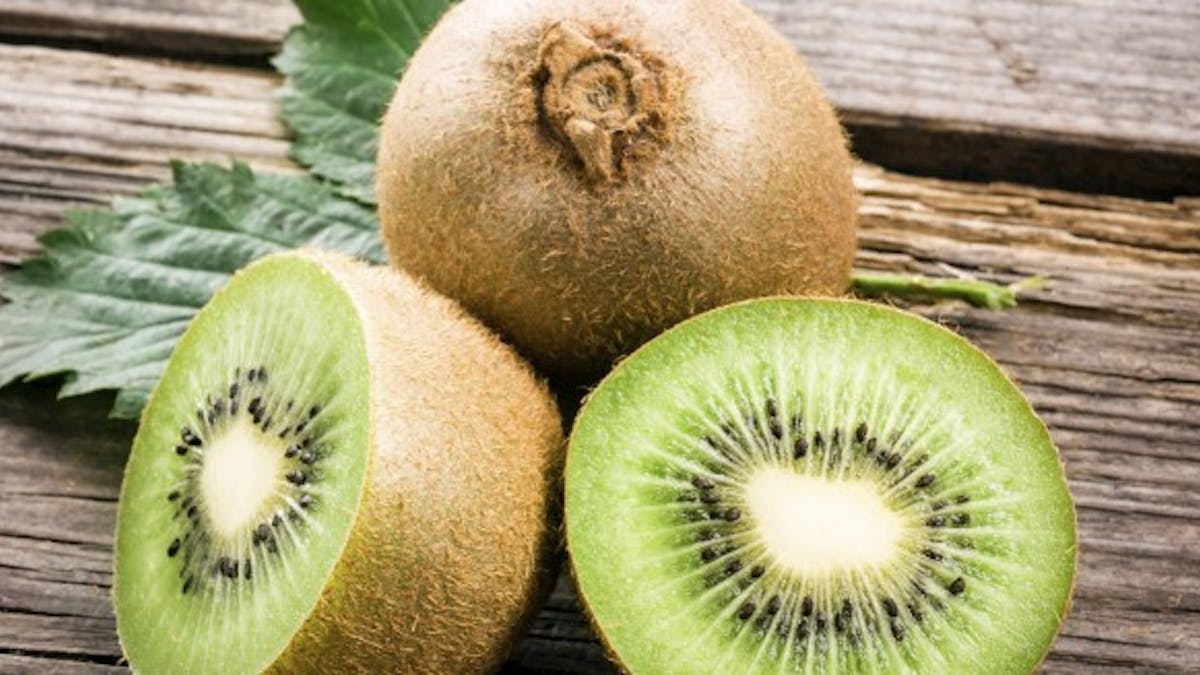 Kiwi 3 Benefices Sante A En Manger Regulierement Sante Magazine Kiwi 3 Benefices Sante A En Manger Regulierement Sante Magazine