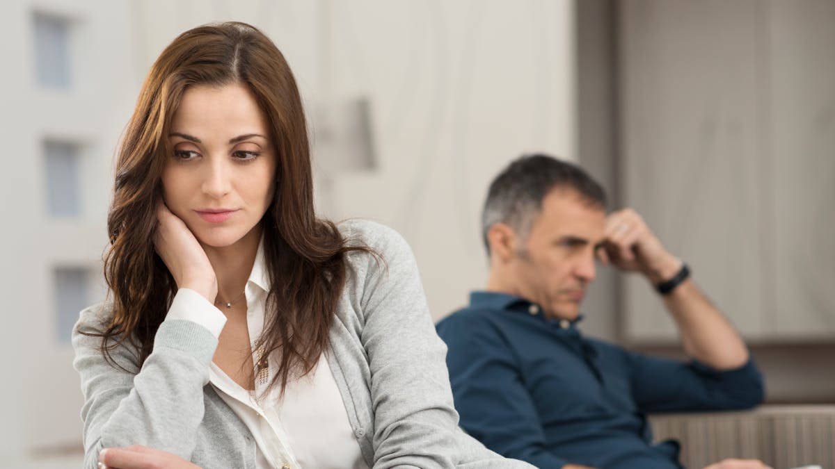 Pourquoi les femmes malheureuses en couple ne quittent-elles pas leur mari ?
