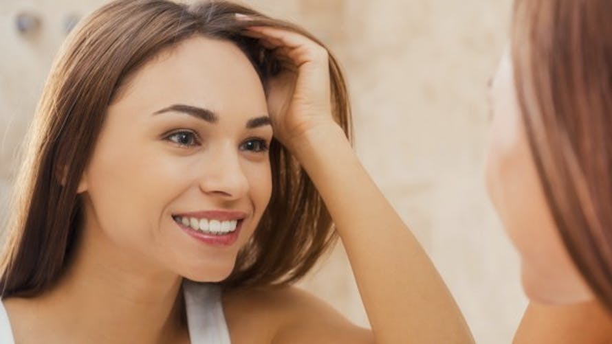 Quels soins pour épaissir des cheveux fins ? | Santé Magazine