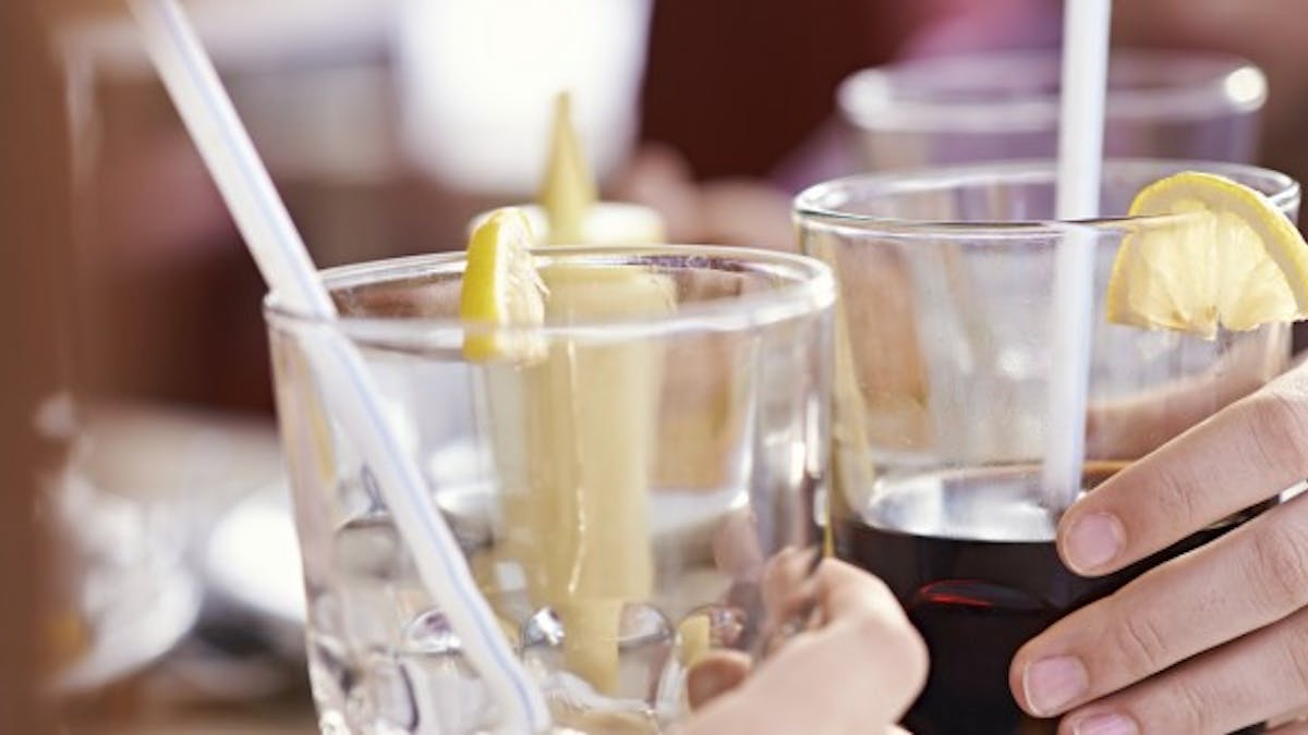 Stévia dans les boissons : une bonne alternative nutritionnelle ?