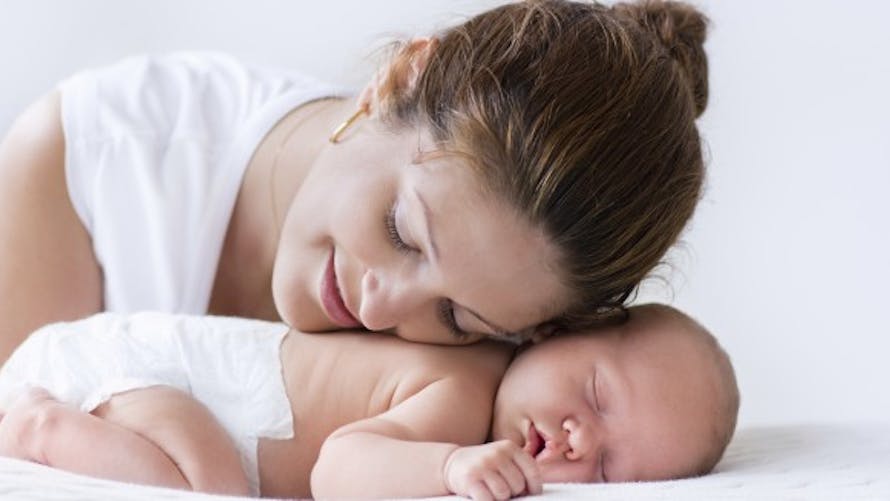 La sophrologie aide à créer le lien mère-enfant