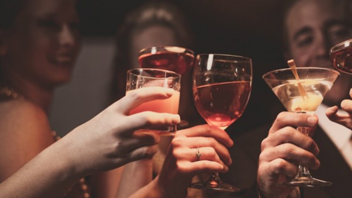 Alcool : 15% des consommateurs ne respectent pas les recommandations officielles