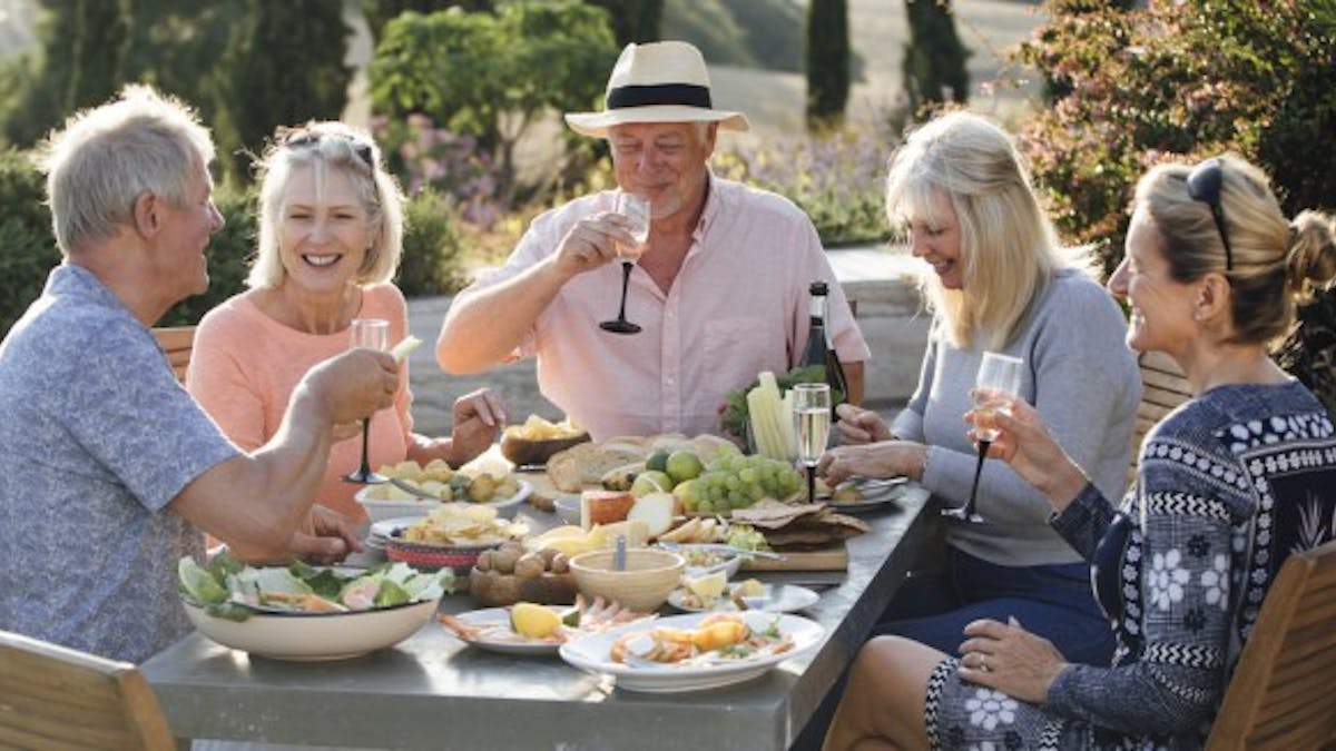 Santé : les amis, plus importants que la famille ? | Santé Magazine