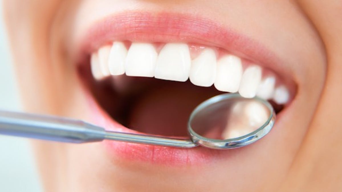 9 Petits Gestes Pour Fortifier Les Dents Sante Magazine 9 Petits Gestes Pour Fortifier Les Dents Sante Magazine