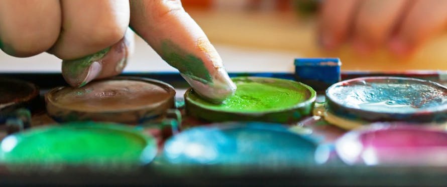 Peintures pour enfants : les substances toxiques à éviter