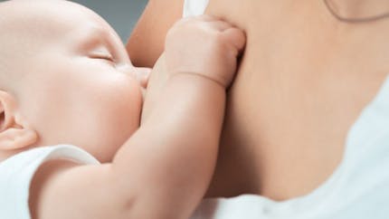 Comment la prise de poids pendant la grossesse influence l'allaitement