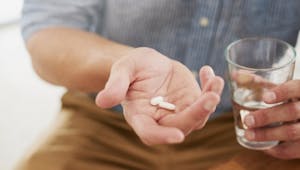 La prise soutenue d’ibuprofène impacte la santé des hommes