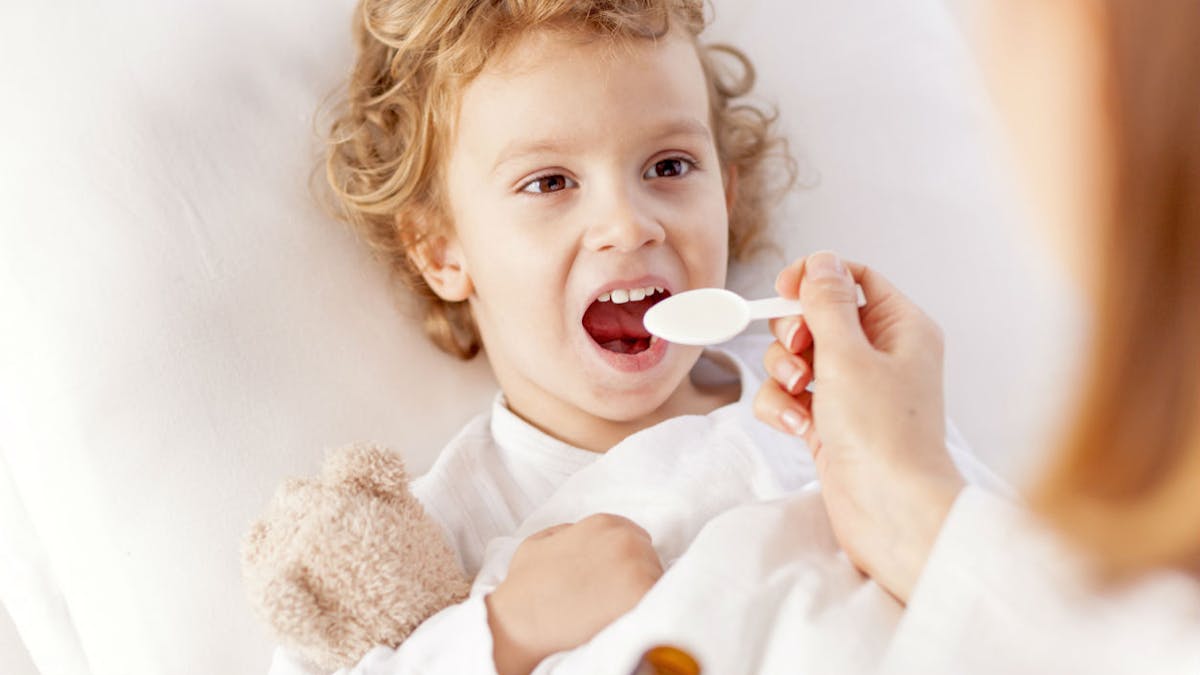 Trop De Medicaments Pour Enfants Sont Inutiles Voire Dangereux Sante Magazine Trop De Medicaments Pour Enfants Sont Inutiles Voire Dangereux Sante Magazine