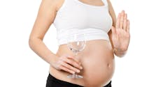 Alcool et grossesse : le logo sur les bouteilles va être agrandi