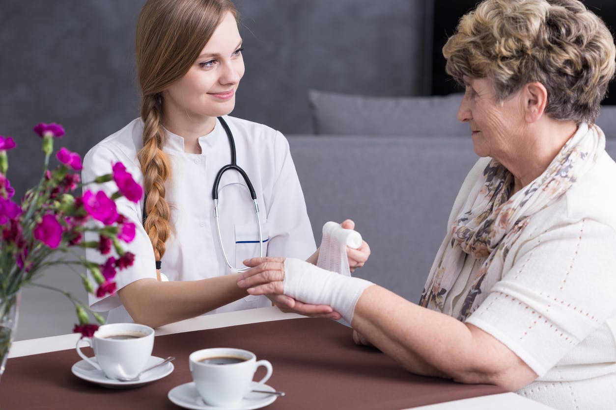 Medicalib aide à trouver des infirmières sur son lieu de vacances Medicalib aide à trouver des infirmières sur son lieu de vacances