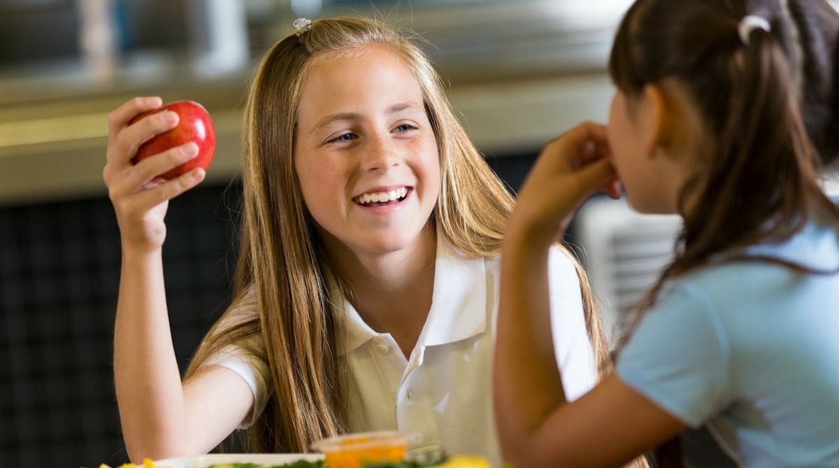 L'adulte: un modèle pour l'enfant, alimentation enfants.