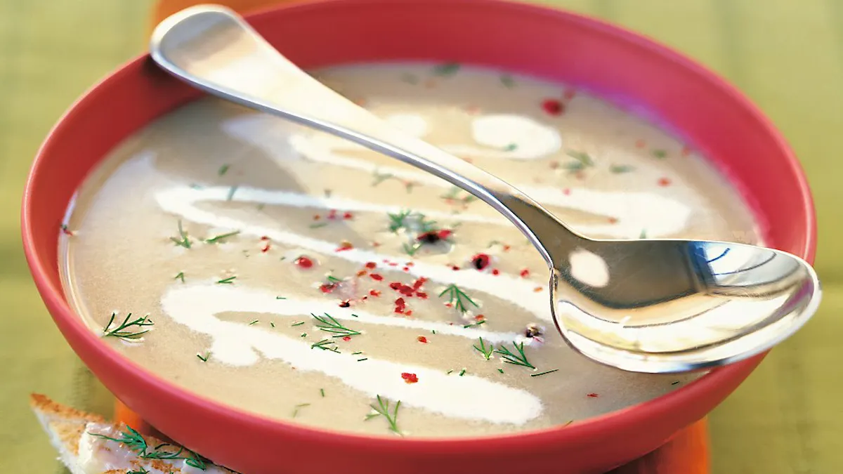 Recette Potage Aux Champignons Sante Magazine Recette Potage Aux Champignons Sante Magazine