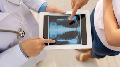 Comment différencier une bronchite d'une pneumonie