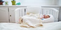 Comment dormir avec bébé sans danger ?