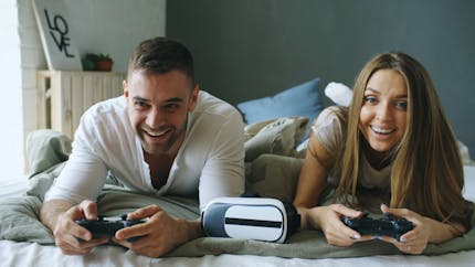 Jeux vidéo et couple, un tue-l’amour ?