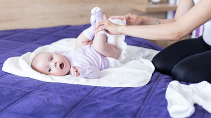 Lingettes pour bébé : éviter celles contenant du phénoxyéthanol