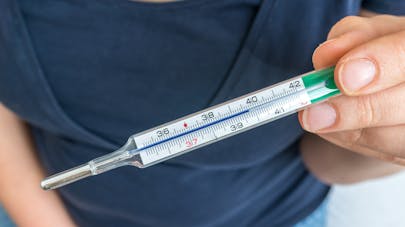 Quels sont les symptômes du paludisme ?