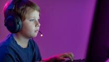 Comment savoir si votre enfant est accro aux jeux vidéo, et que faire ?