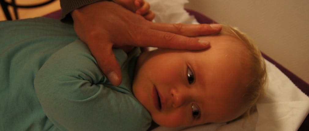 Bebe Enrhume Les Bons Gestes Pour Le Moucher Sante Magazine Bebe Enrhume Les Bons Gestes Pour Le Moucher Sante Magazine