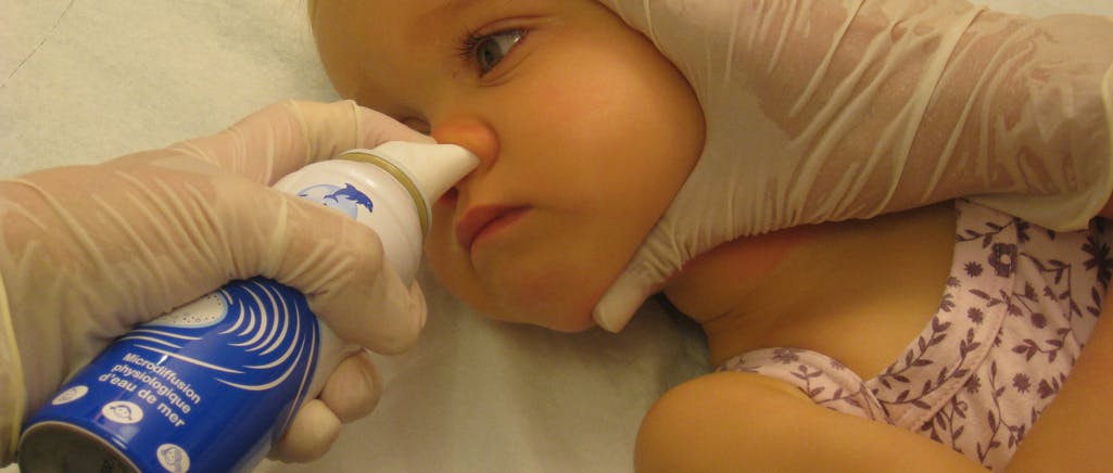 Bebe Enrhume Les Bons Gestes Pour Le Moucher Sante Magazine Bebe Enrhume Les Bons Gestes Pour Le Moucher Sante Magazine