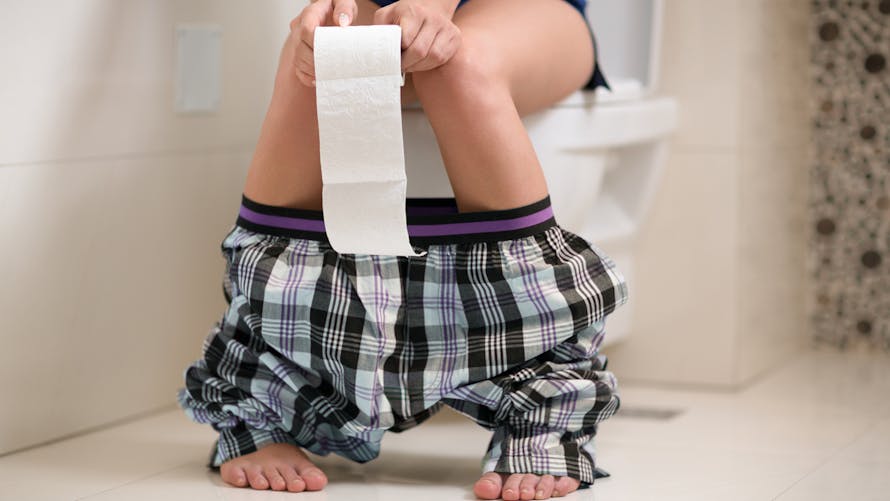 Urine qui sent fort : quelles sont les causes ? | Santé Magazine