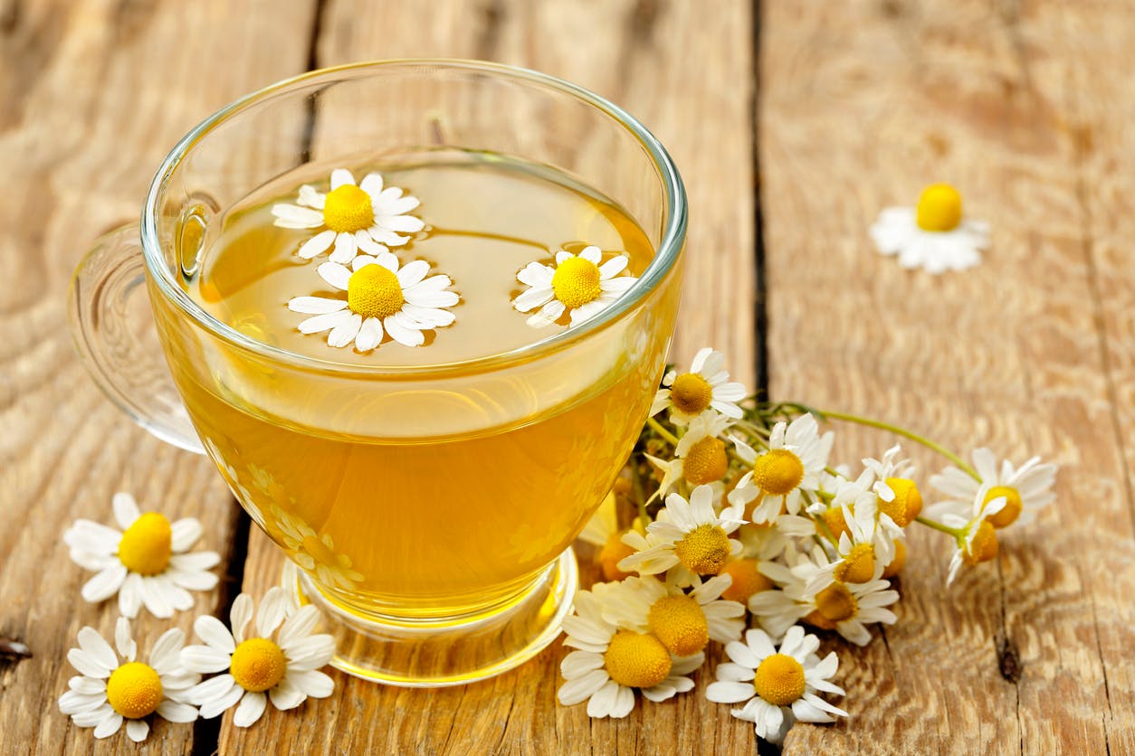 Does chamomile tea really make you sleepy?  |  Health Magazine