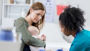Le congé parental augmente les taux de vaccination des bébés