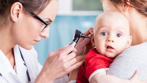 Quelles sont les complications d’une rhinopharyngite chez l'enfant? 